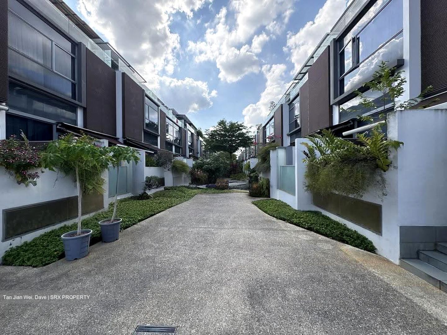 Hillcrest Villa (D11), Terrace #625298221